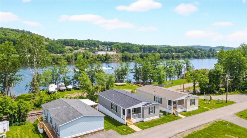 16 Surf Dr — photo 2