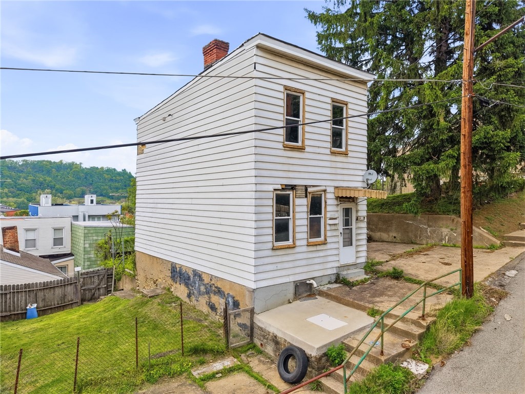 5405 Kent Way — photo 1