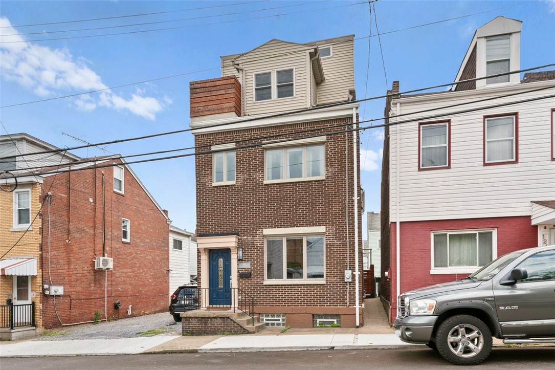 119 S 13th St — photo 1