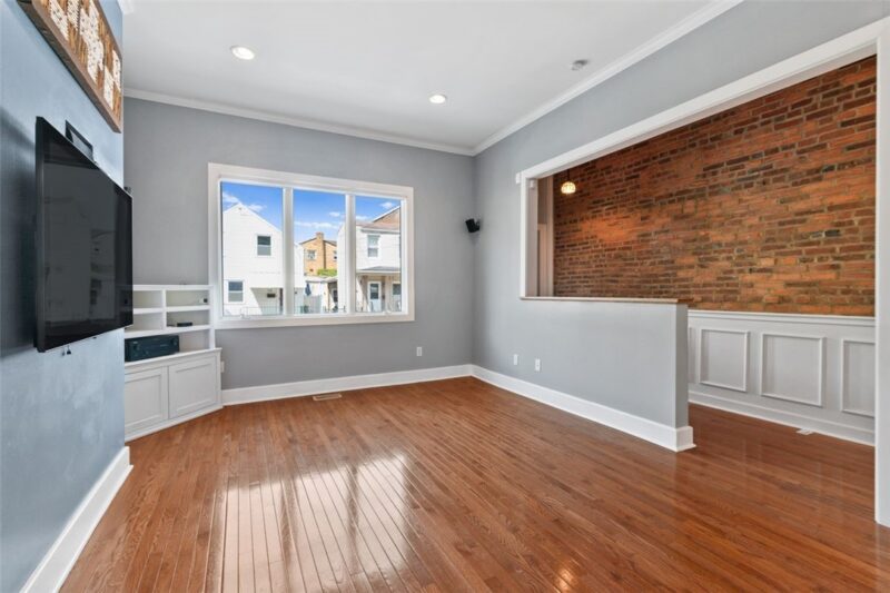 119 S 13th St — photo 8