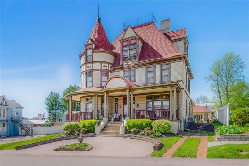 301 Meyers Ave — photo 4