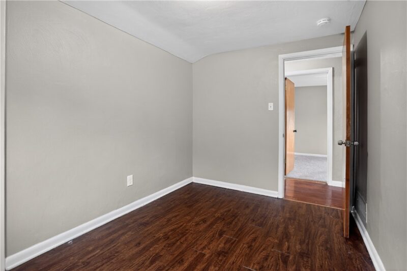 1322 Romine Ave — photo 3