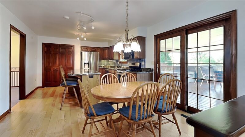 4216 Clendenning Rd — photo 7