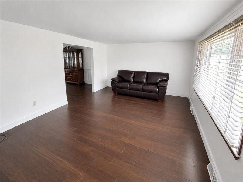 504 Maple St — photo 4