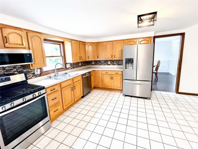504 Maple St — photo 8