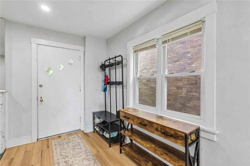3075 Beechwood Blvd — photo 6