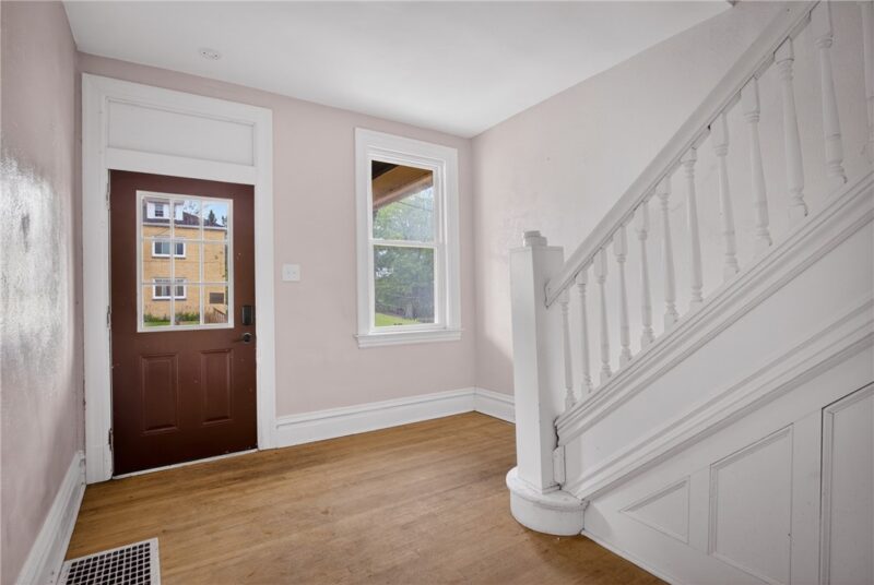 1238 Superior Ave — photo 7