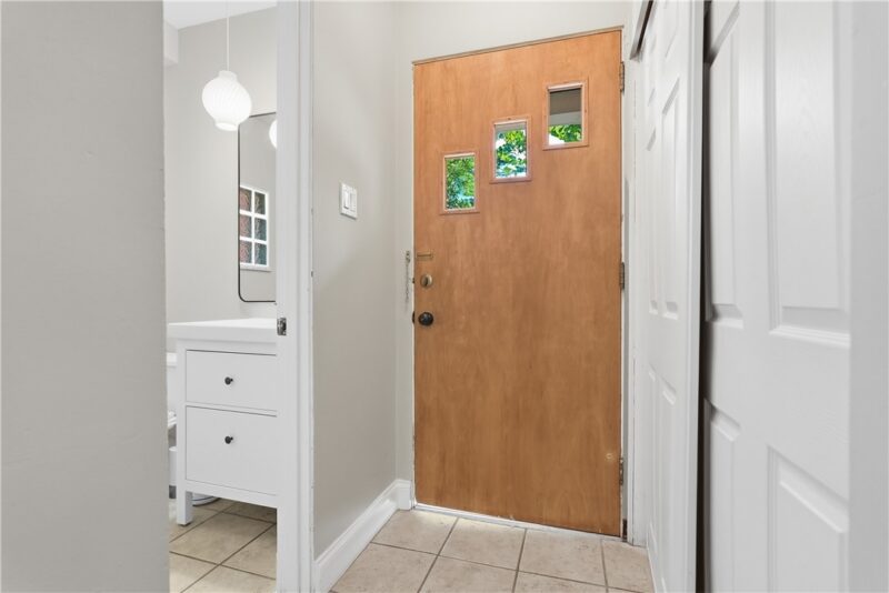 5443 Wellesley Ave — photo 6