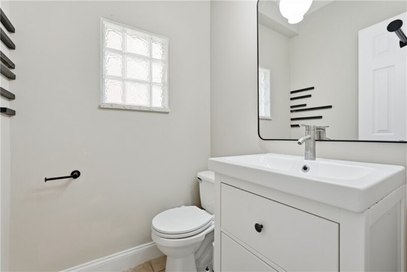 5443 Wellesley Ave — photo 7