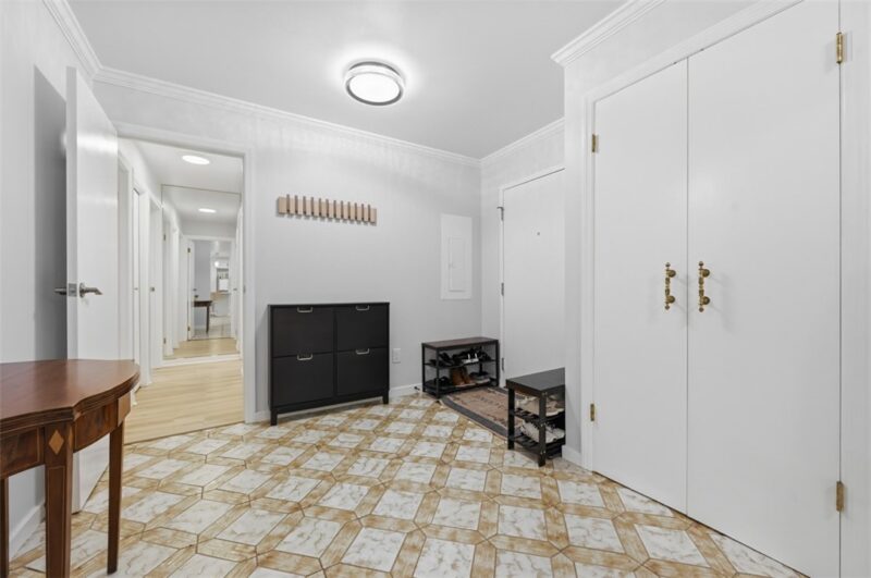540 N NEVILLE 305 — photo 8