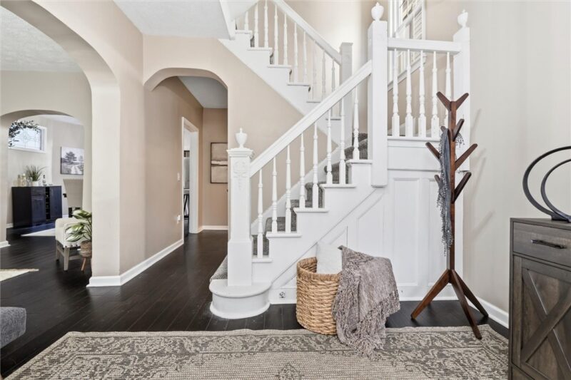 430 Forest Ave — photo 2