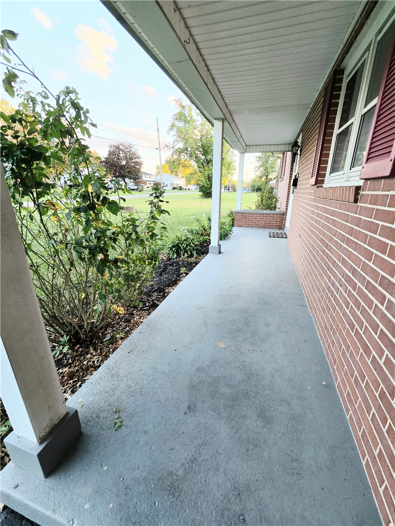 245 Todd Ave — photo 2
