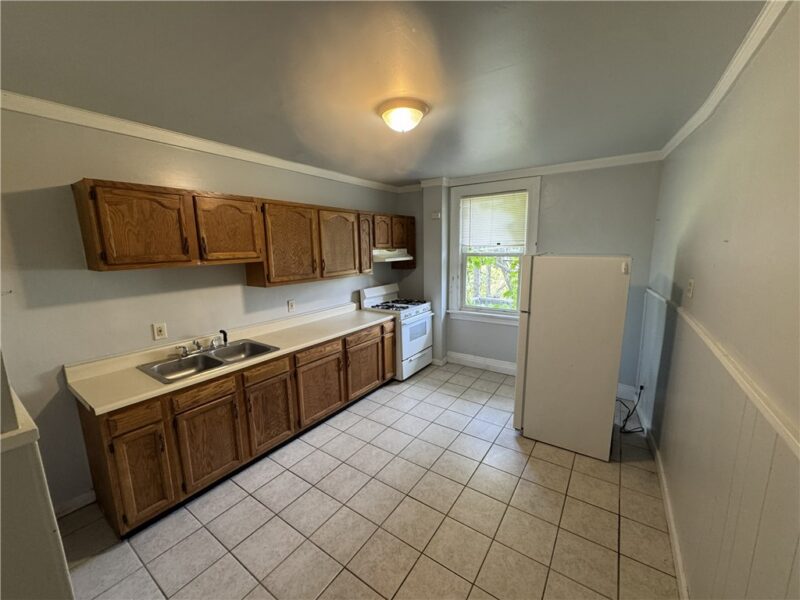 238 Park Rd — photo 3