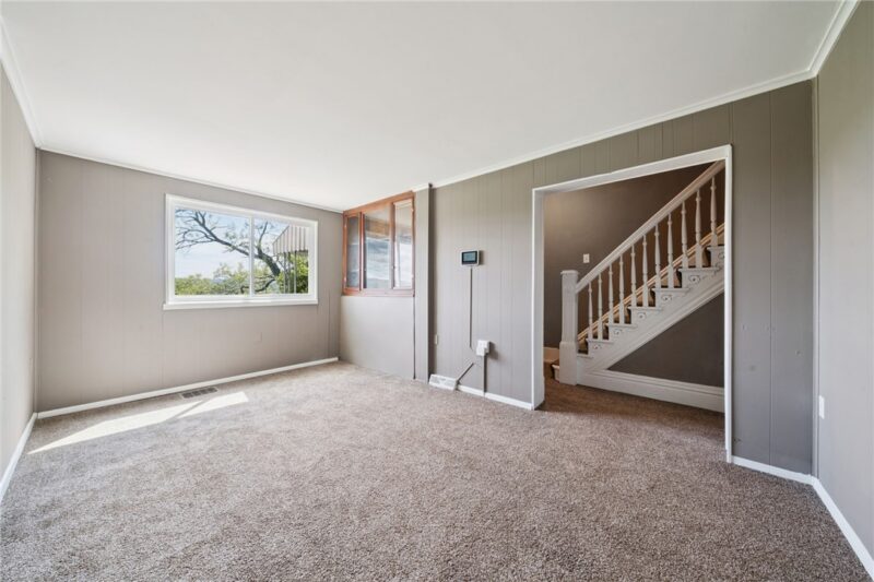 407 Alexander Street — photo 2