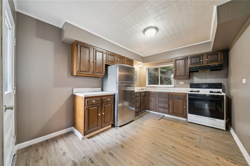 407 Alexander Street — photo 4