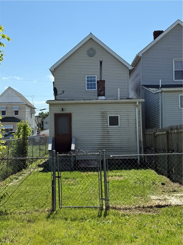 125 12th Street — photo 4