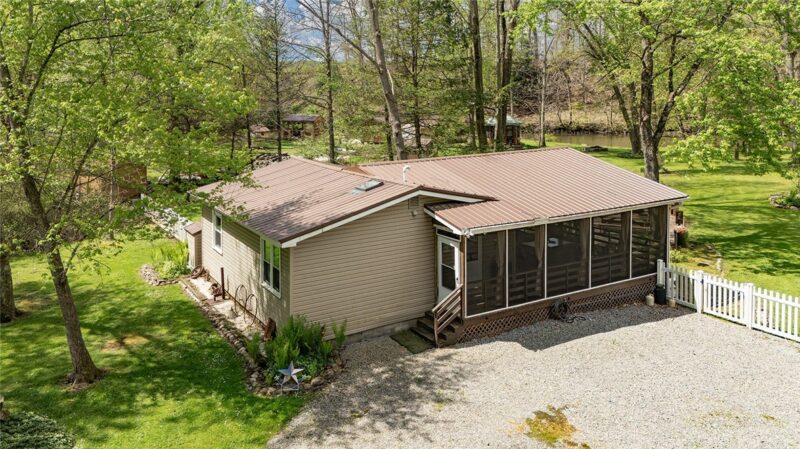 2771 River Drive — photo 3