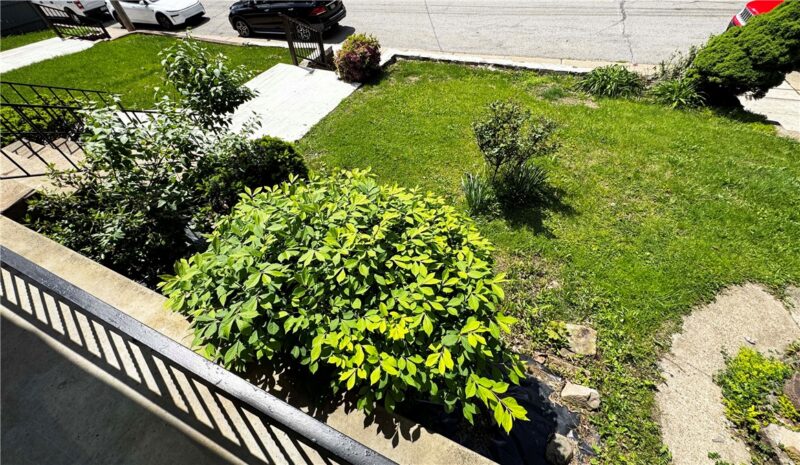 836 Farragut St — photo 3