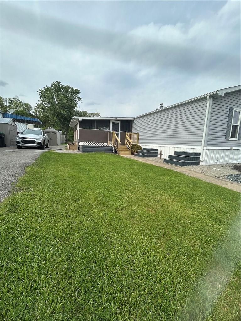 28 Hilltop Dr — photo 3