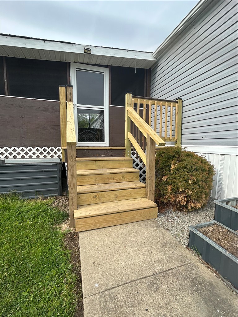 28 Hilltop Dr — photo 4