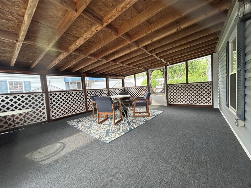 28 Hilltop Dr — photo 8