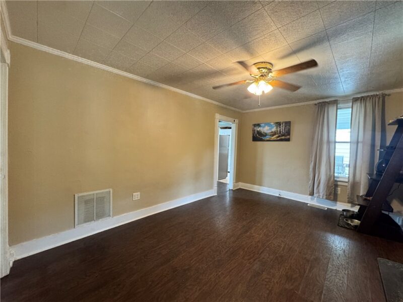 735 E Maiden St — photo 6