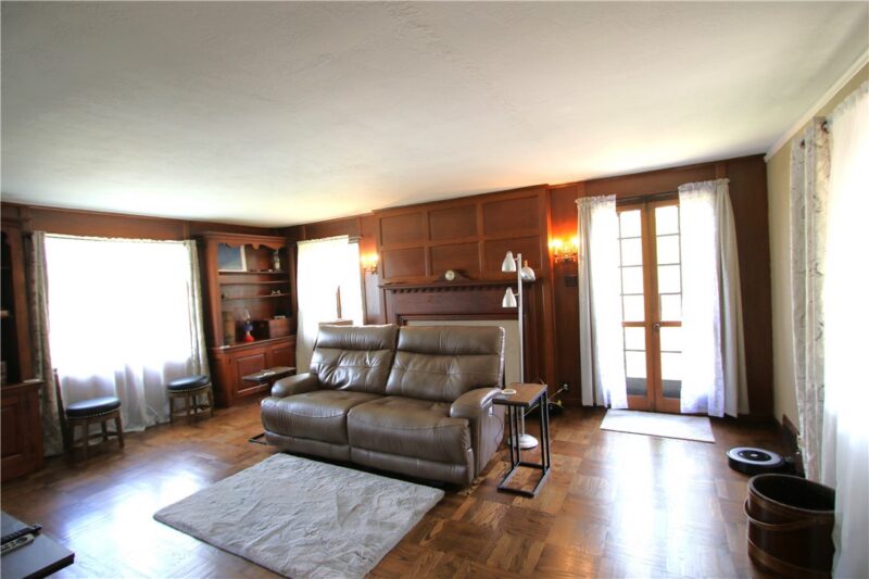 1121 Try Street — photo 2