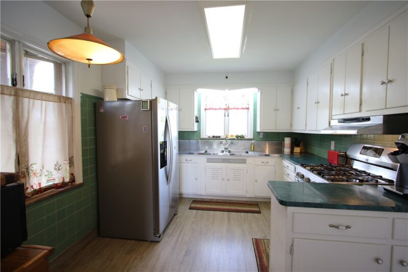 1121 Try Street — photo 3