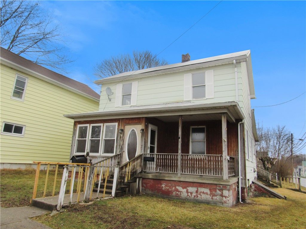 300 8th Street — photo 1