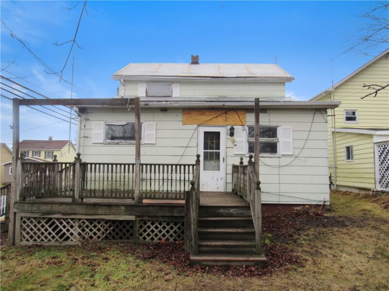 300 8th Street — photo 3