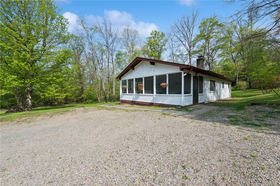 135 Tanager Drive — photo 1