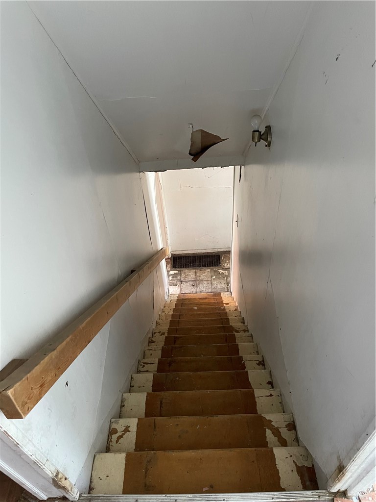 473 New 8th Ave — photo 5