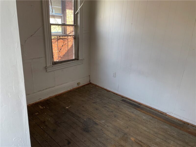 473 New 8th Ave — photo 7