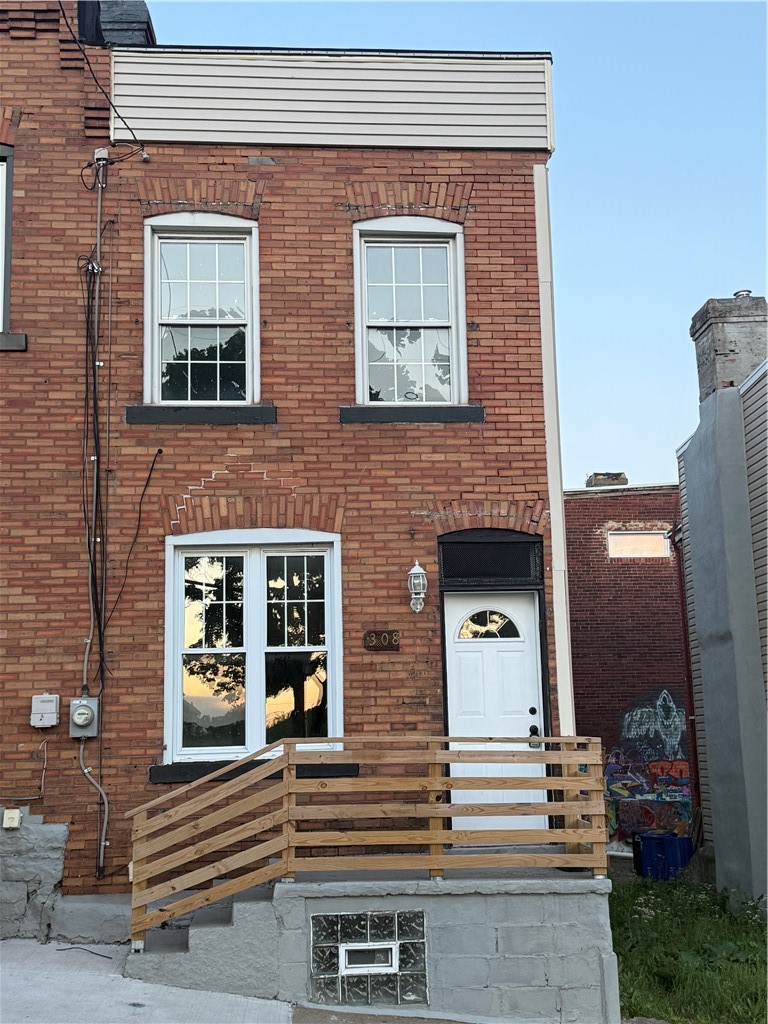 308 N Millvale Ave — photo 2