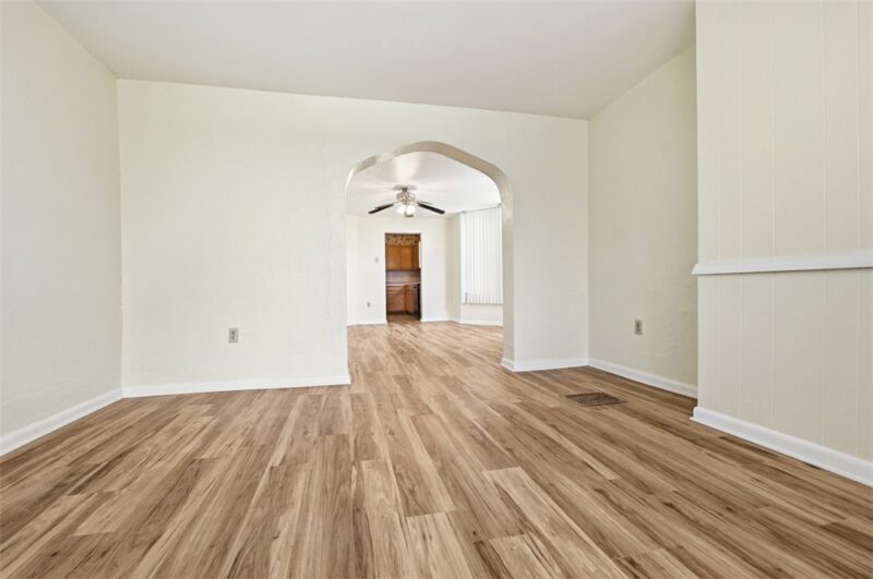 127 Kathleen Street — photo 4