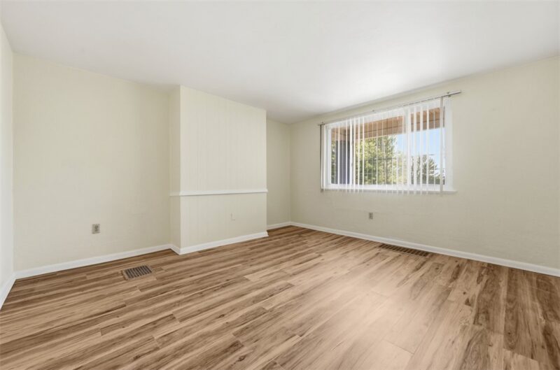 127 Kathleen Street — photo 5