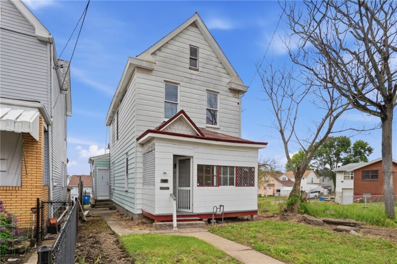 2402 Grandview Avenue — photo 2