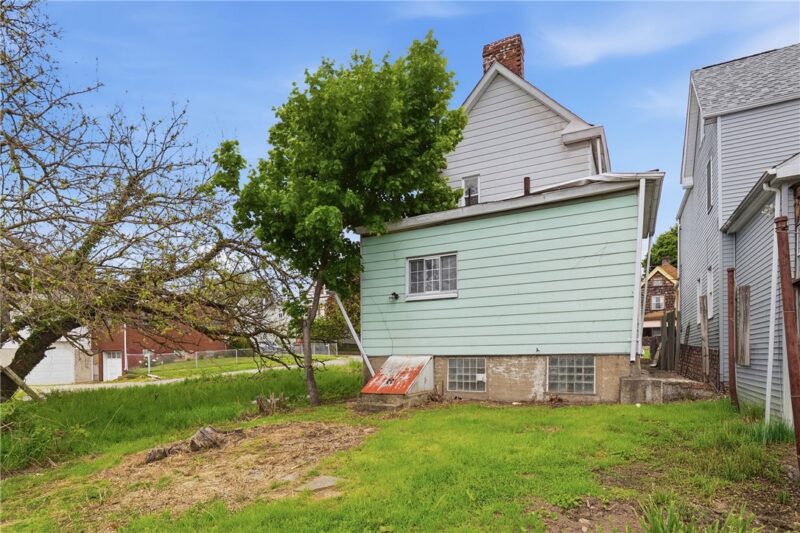 2402 Grandview Avenue — photo 4