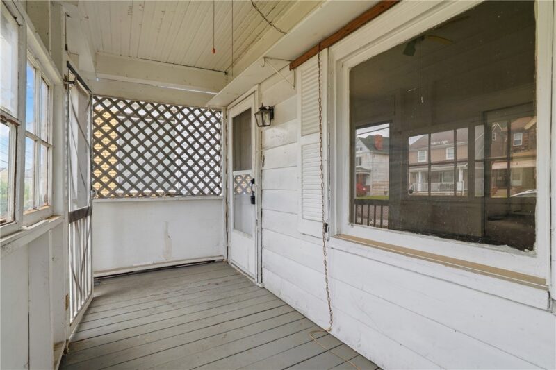 2402 Grandview Avenue — photo 5