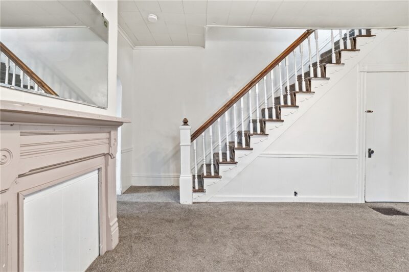 2402 Grandview Avenue — photo 7
