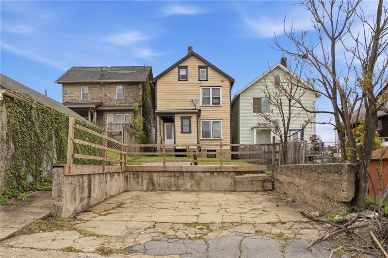 2812 Jenny Lind Street — photo 6