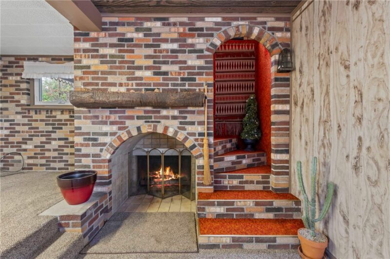 230 Keaggy Ave — photo 2