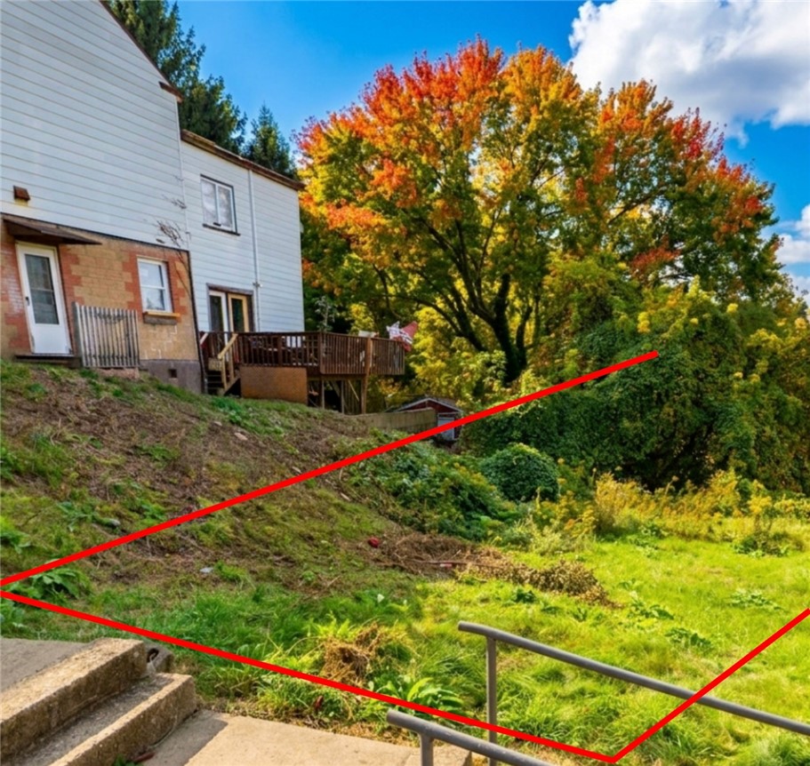 384 Sterling St — photo 1