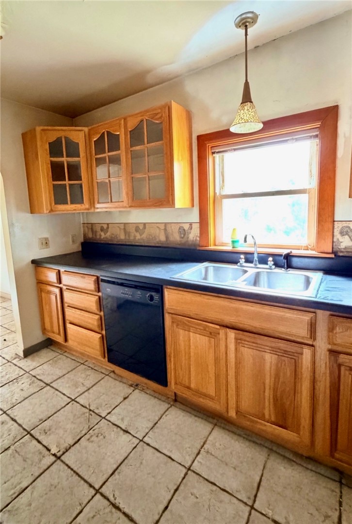 125 Evans City Rd — photo 6