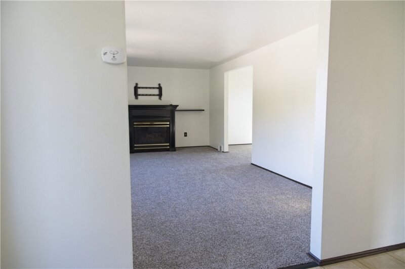 104 Mcalister Drive — photo 4