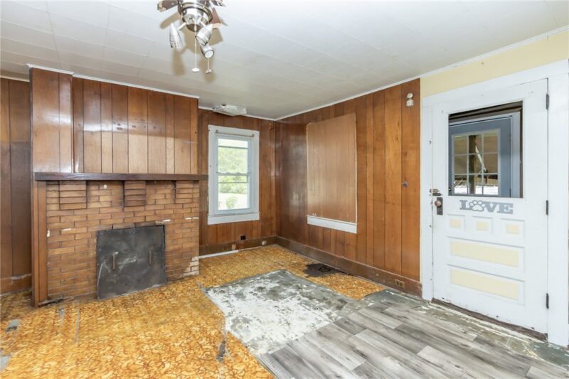 583 Reesedale Rd — photo 5