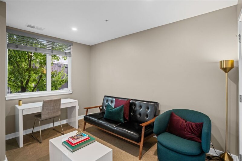 5501 Butler Street — photo 3
