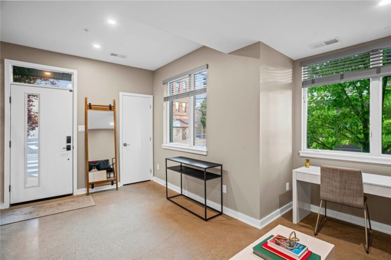 5501 Butler Street — photo 4