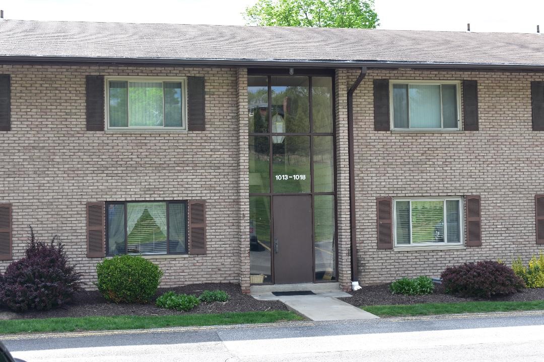 1014 Sanlin Dr — photo 1