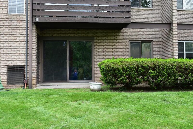 1014 Sanlin Dr — photo 2